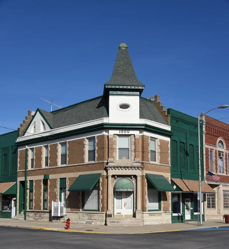 Illinois State Bank Building, Assumption, Illinois