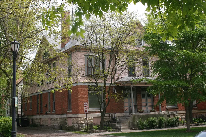 Building at 1305-1307 Judson Avenue, Evanston, Illinois