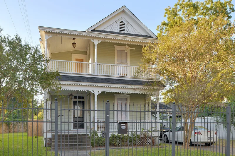 House at 112 W. 4th Street, Houston, Texas