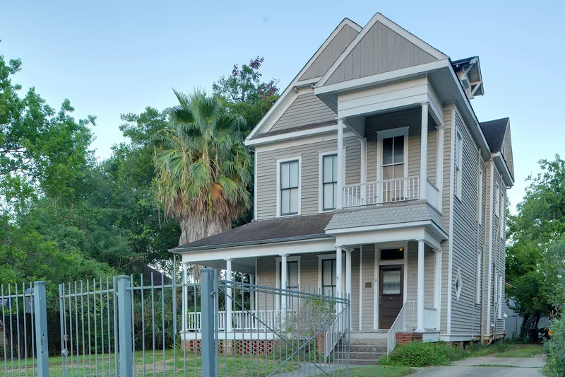 House at 917 Heights Boulevard, Houston, Texas