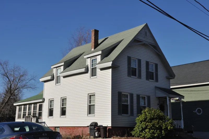 House at 11 Beach Street, Reading, Massachusetts