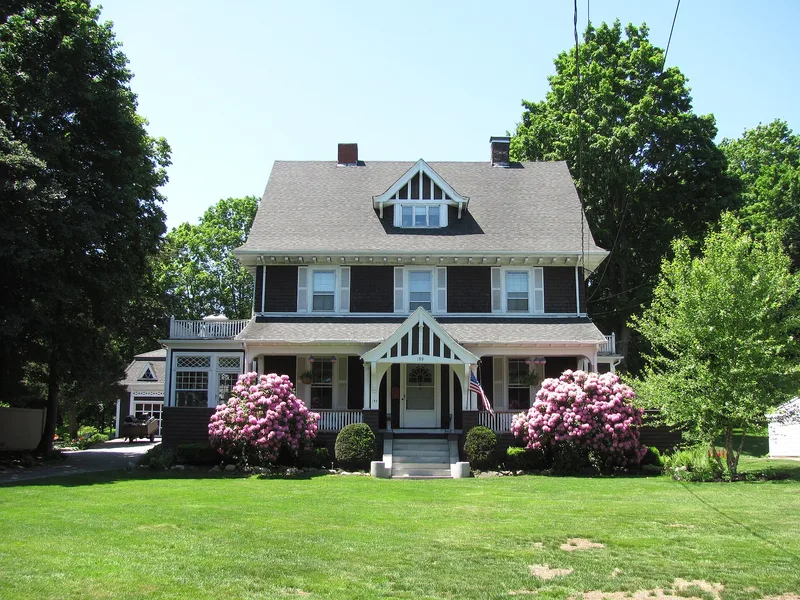 House at 199 Summer Avenue, Reading, Massachusetts