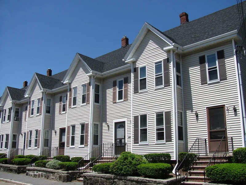 Rowhouses at 256-274 Haven Street, Reading, Massachusetts
