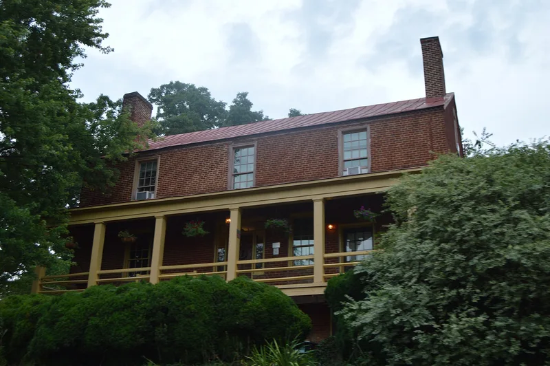 Crossroads Tavern, Crossroads, Virginia