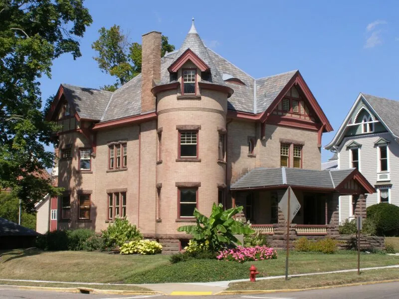 Cary, Hiram W., House, Millersburg, Ohio