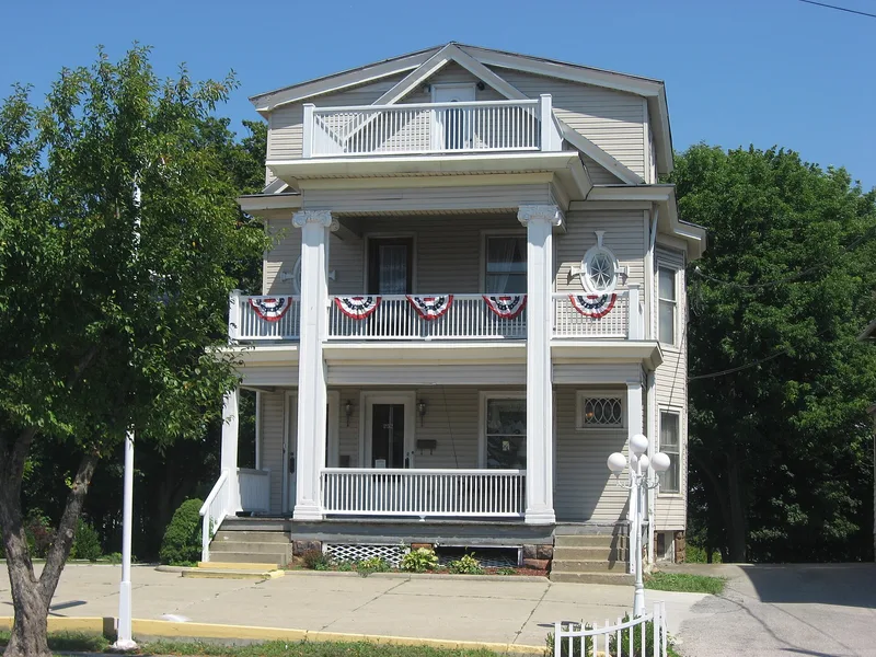 Building at 252-254 Park Avenue West, Mansfield, Ohio