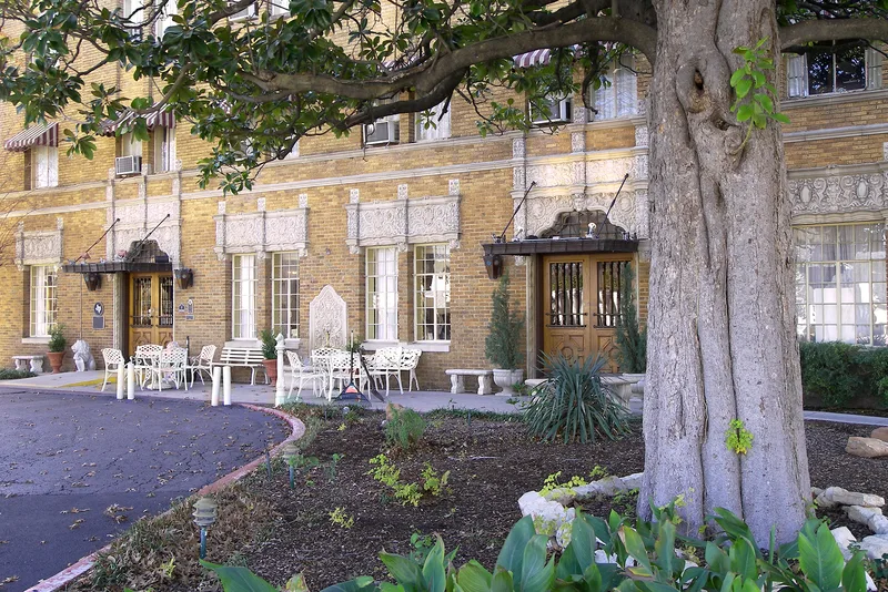 Hotel Faust, New Braunfels, Texas