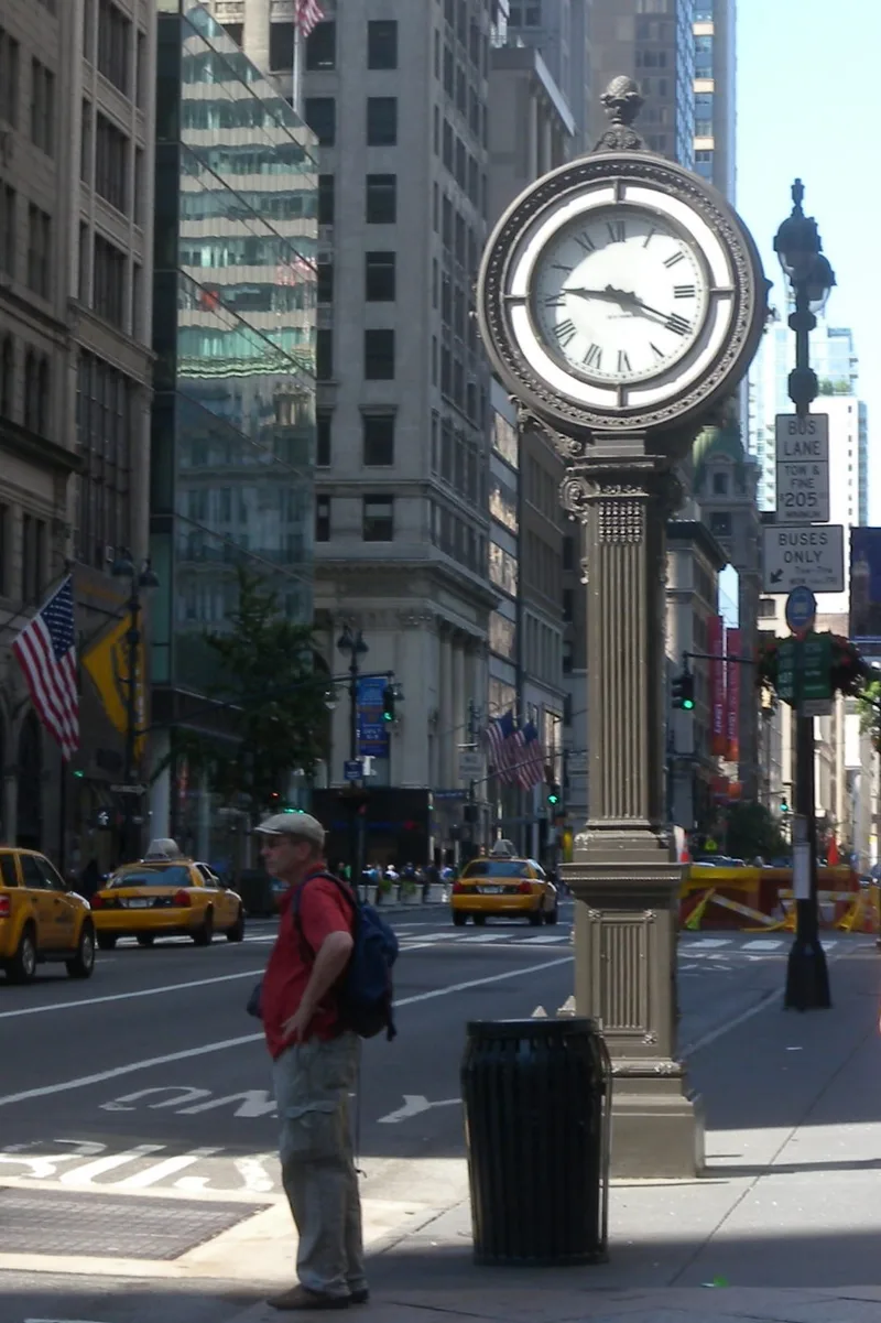 Sidewalk Clock at 522 5th Avenue, Manhattan, New York, New York