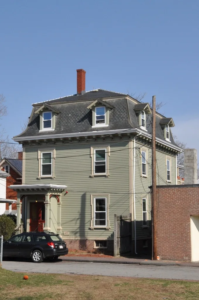 House at 5 Willow Court, Arlington, Massachusetts