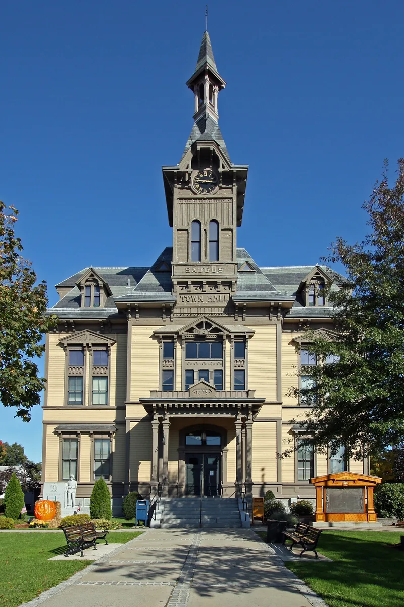 Saugus Town Hall, Saugus, Massachusetts