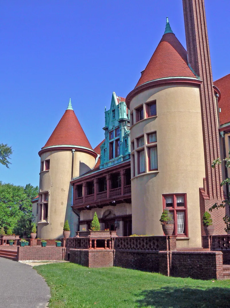 Brown, George McKesson, Estate-Coindre Hall, Huntington Station, New York
