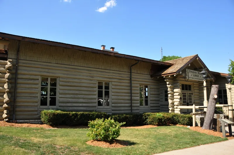 Starved Rock Lodge and Cabins, LaSalle-Peru, Illinois