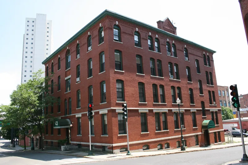 Richmond, Willard, Apartment Block, Worcester, Massachusetts