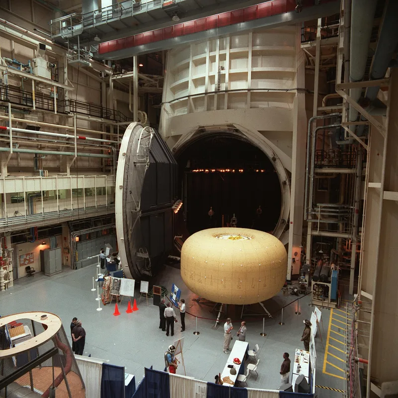 Space Environment Simulation Laboratory, Houston, Texas