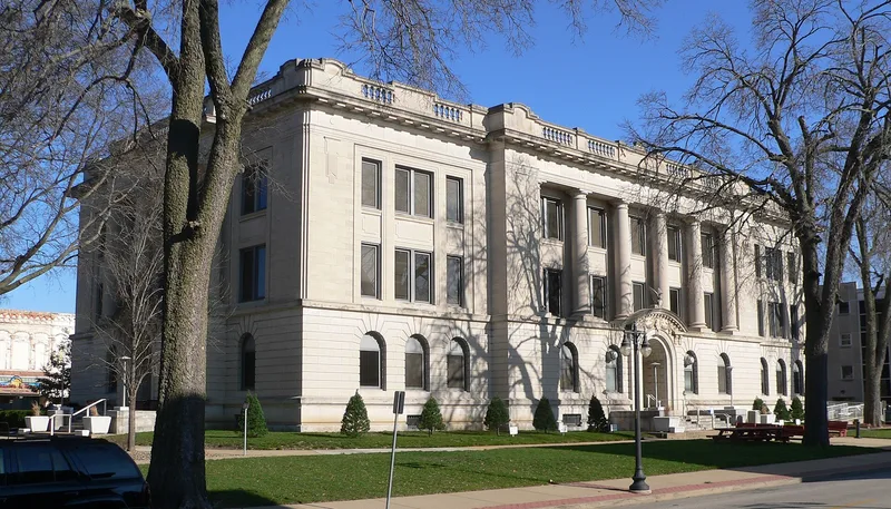 Tazewell County Courthouse, Pekin, Illinois