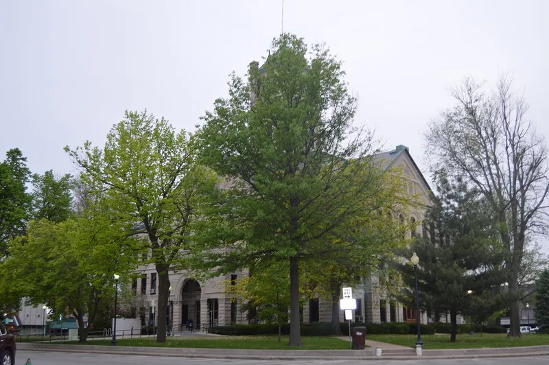 Taylorville Courthouse Square Historic District, Taylorville, Illinois