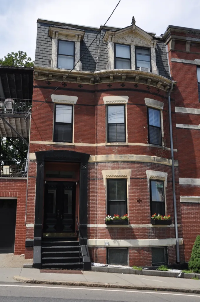 Hotel Adelaide, Brookline, Massachusetts