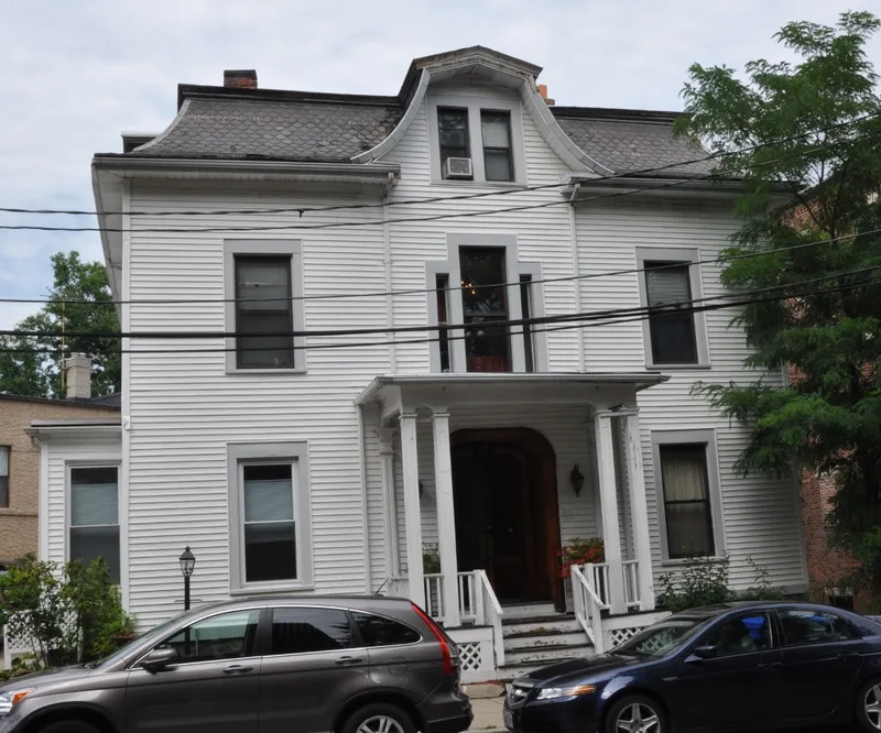 House at 105 Marion Street, Brookline, Massachusetts