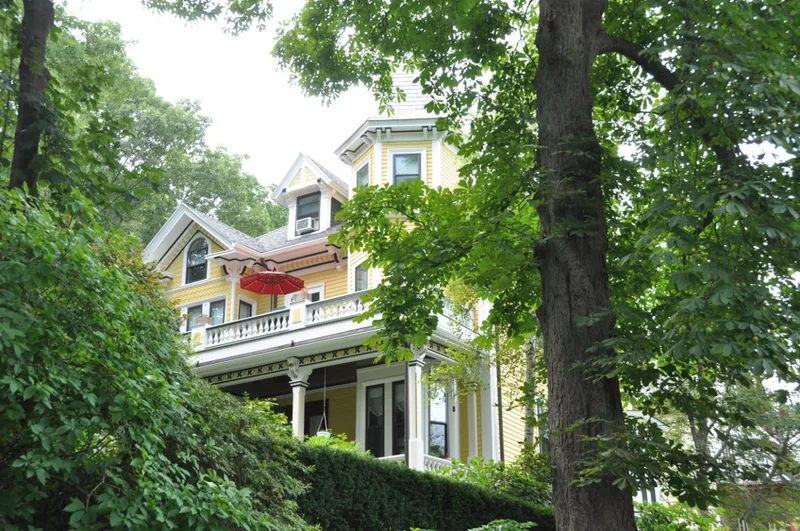 House at 156 Mason Terrace, Brookline, Massachusetts