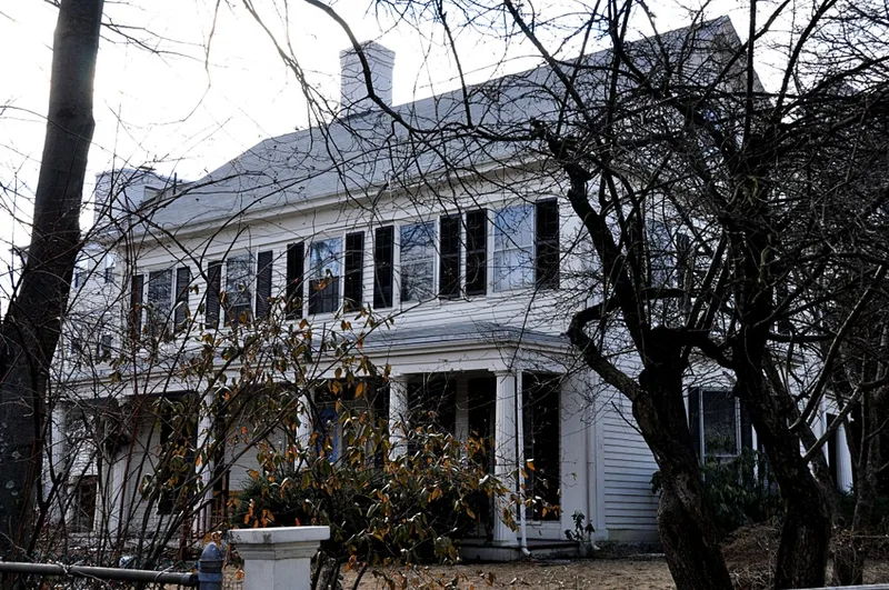 House at 19 Linden Street, Brookline, Massachusetts
