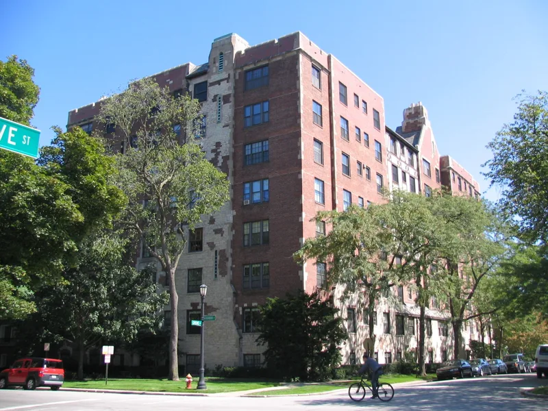 Raymond Park Apartments, Evanston, Illinois