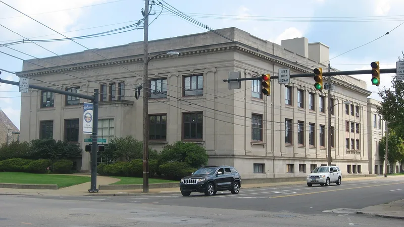 McMillan, Reuben, Free Library, Youngstown, Ohio