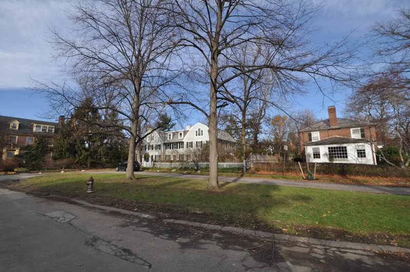 Gray Gardens East and West Historic District, Cambridge, Massachusetts