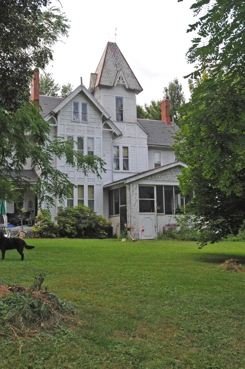 Deerlick Farm, West Salem, Ohio
