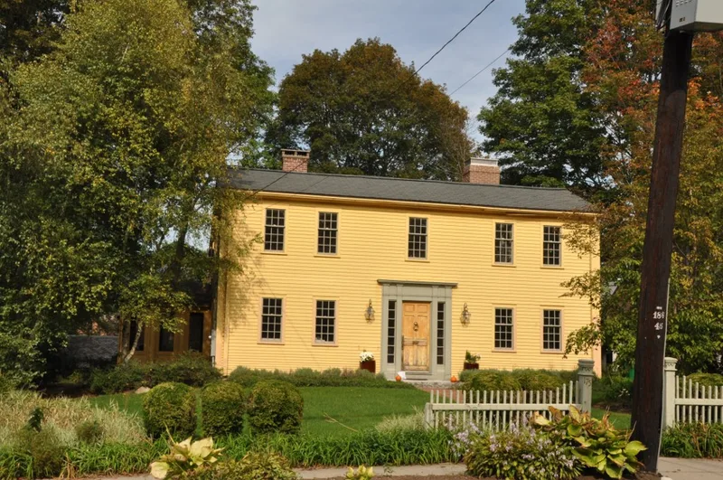 House at 173-175 Ward Street, Newton, Massachusetts