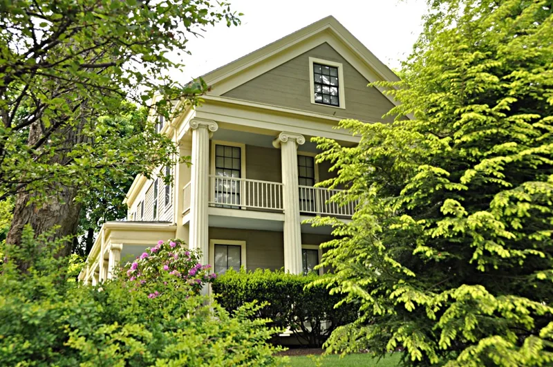 House at 309 Waltham Street, Newton, Massachusetts
