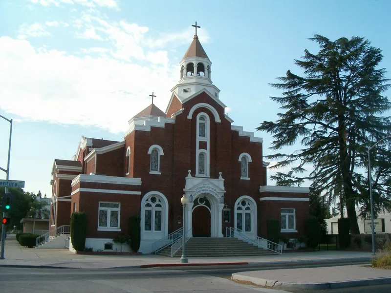 Holy Trinity Armenian Apostolic Church, Fresno, California