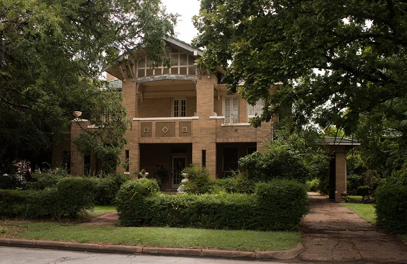 Novy, Joe, House, Ennis, Texas