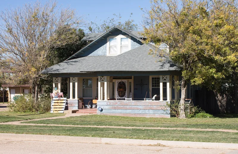 House at 709 East Reynolds, Stamford, Texas