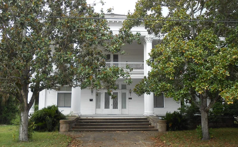 Lander-Hopkins House, Victoria, Texas