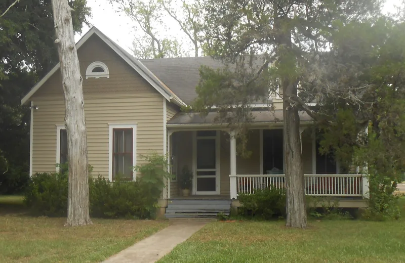 House at 1602 North Moody, Victoria, Texas