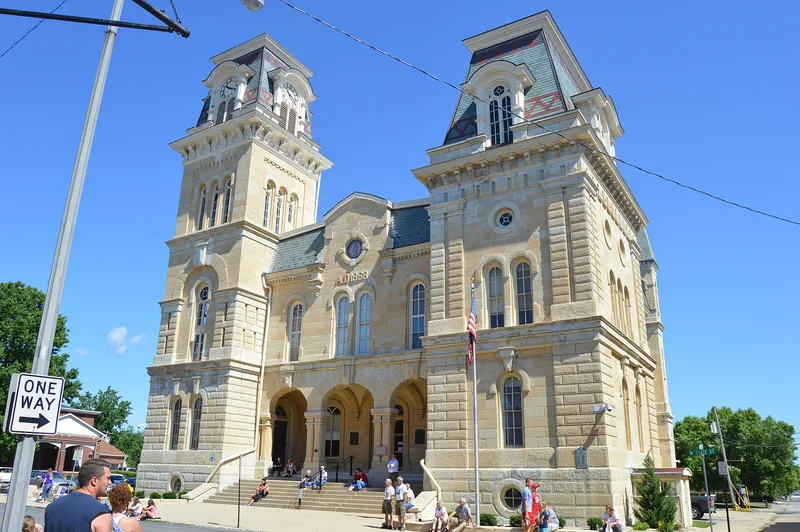 Morgan County Courthouse, Jacksonville, Illinois