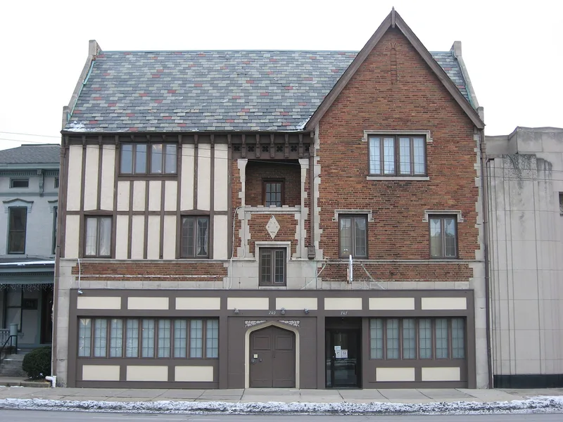 East Broad Street Commercial Building, Columbus, Ohio
