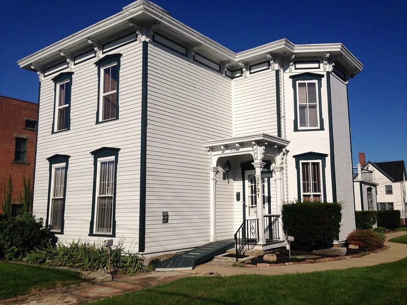 Malio House, Cleveland, Ohio
