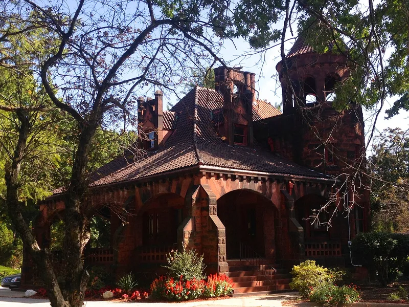 Riverside Cemetery Building, Cleveland, Ohio