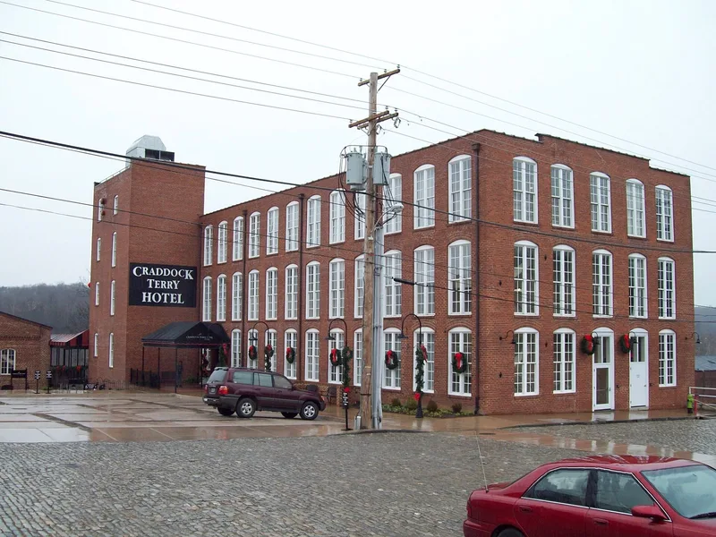 Lower Basin Historic District, Virginia