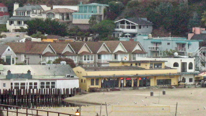 Six Sisters-Lawn Way Historic District, Capitola, California