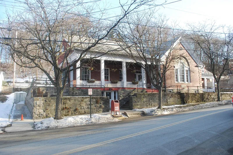 Morton Memorial Library, Rhinecliff, New York