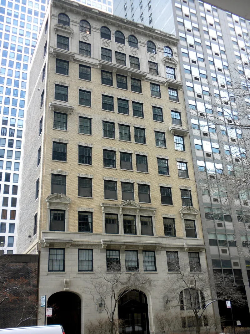 Building at 257 East Delaware, Chicago, Illinois