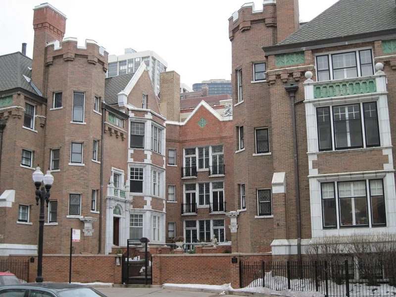 Manor House, Chicago, Illinois