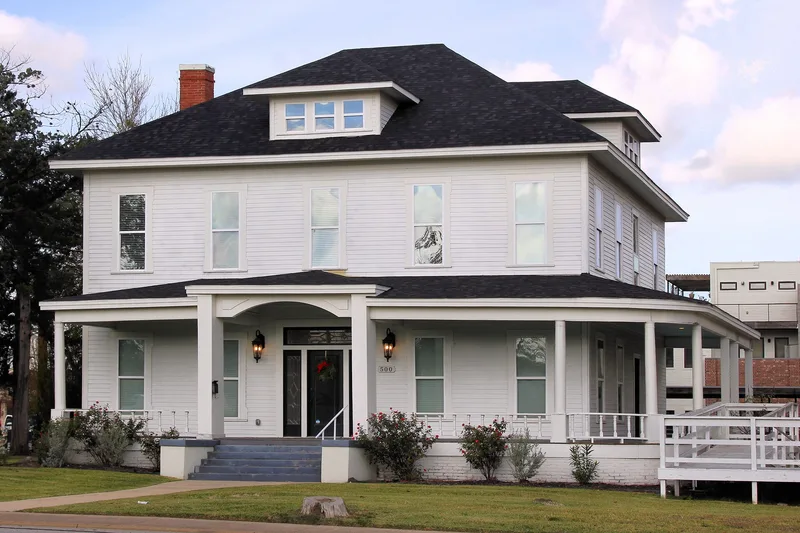 Moore House, Bryan, Texas