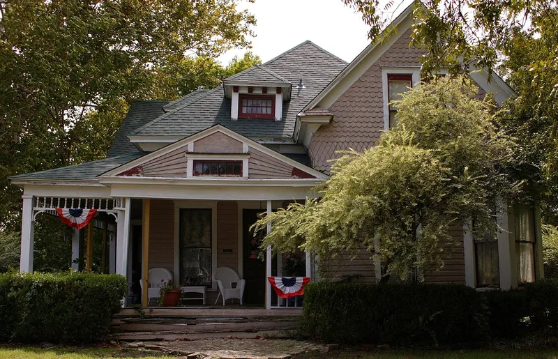 House at 1303 W. Louisiana, McKinney, Texas