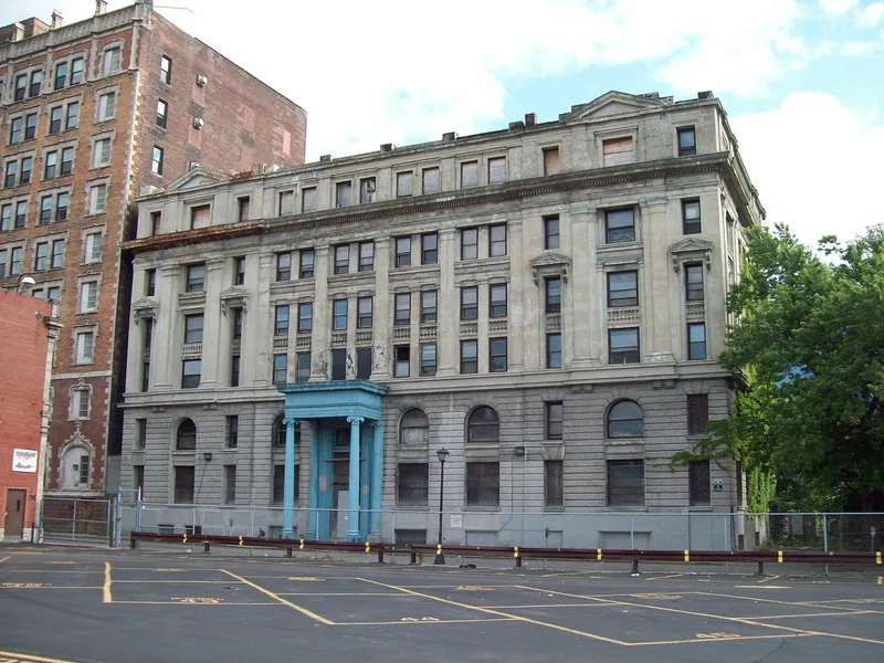 Berkeley Apartments, Buffalo, New York