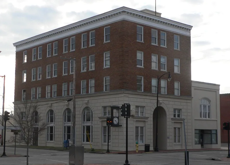 Planters Building, Lumberton, North Carolina