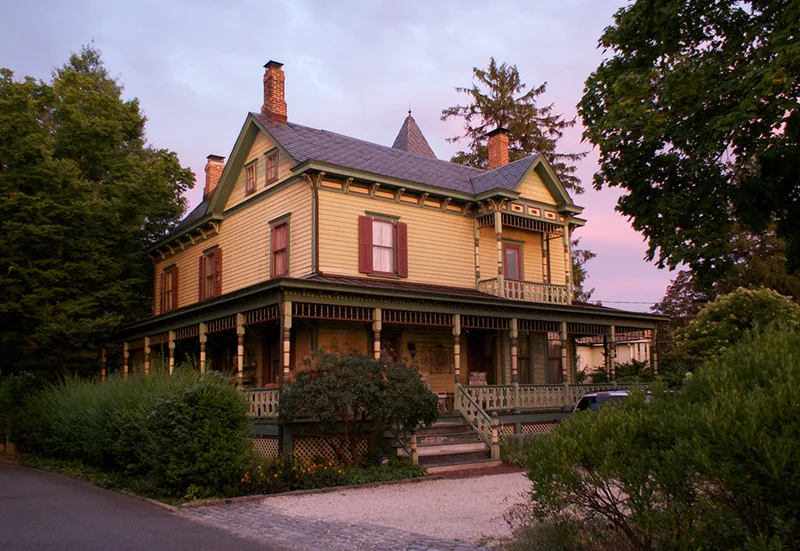 House at 103 Roslyn Avenue, Sea Cliff, New York