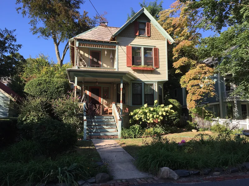 House at 52 Eighteenth Avenue, Sea Cliff, New York